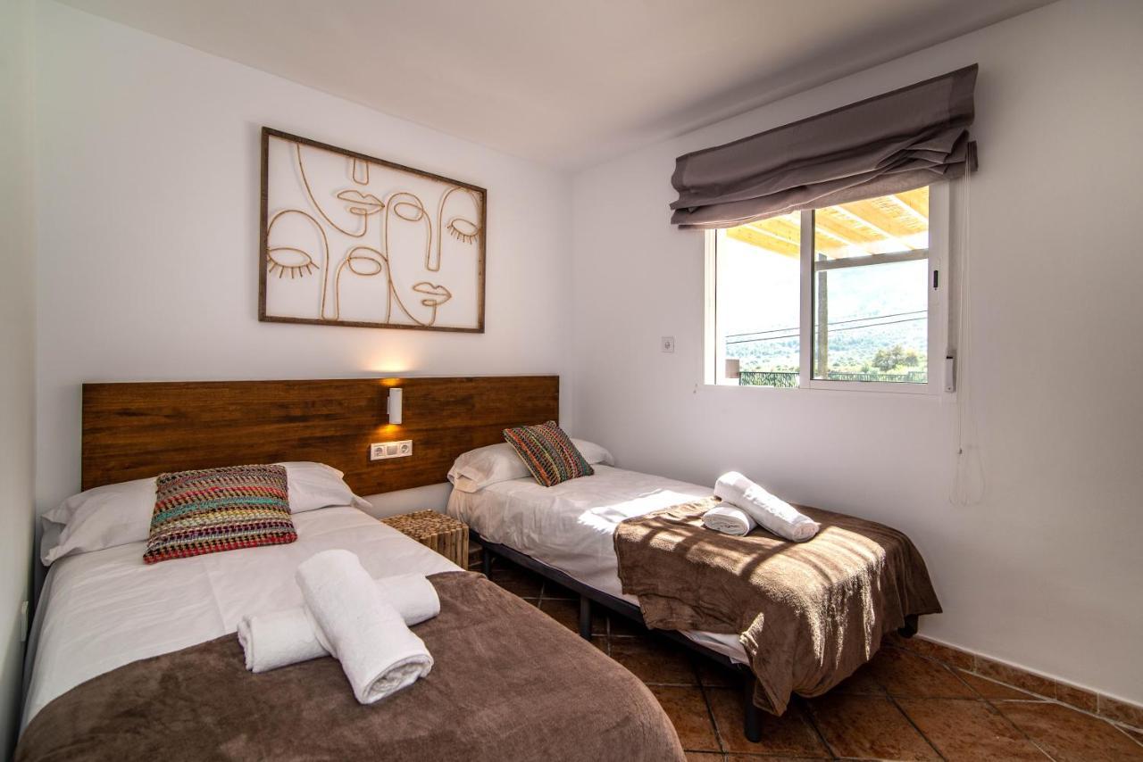Palm Tree Villa - 5Bdr Paradise Pool / Chill Out Beds Torremolinos Exterior photo